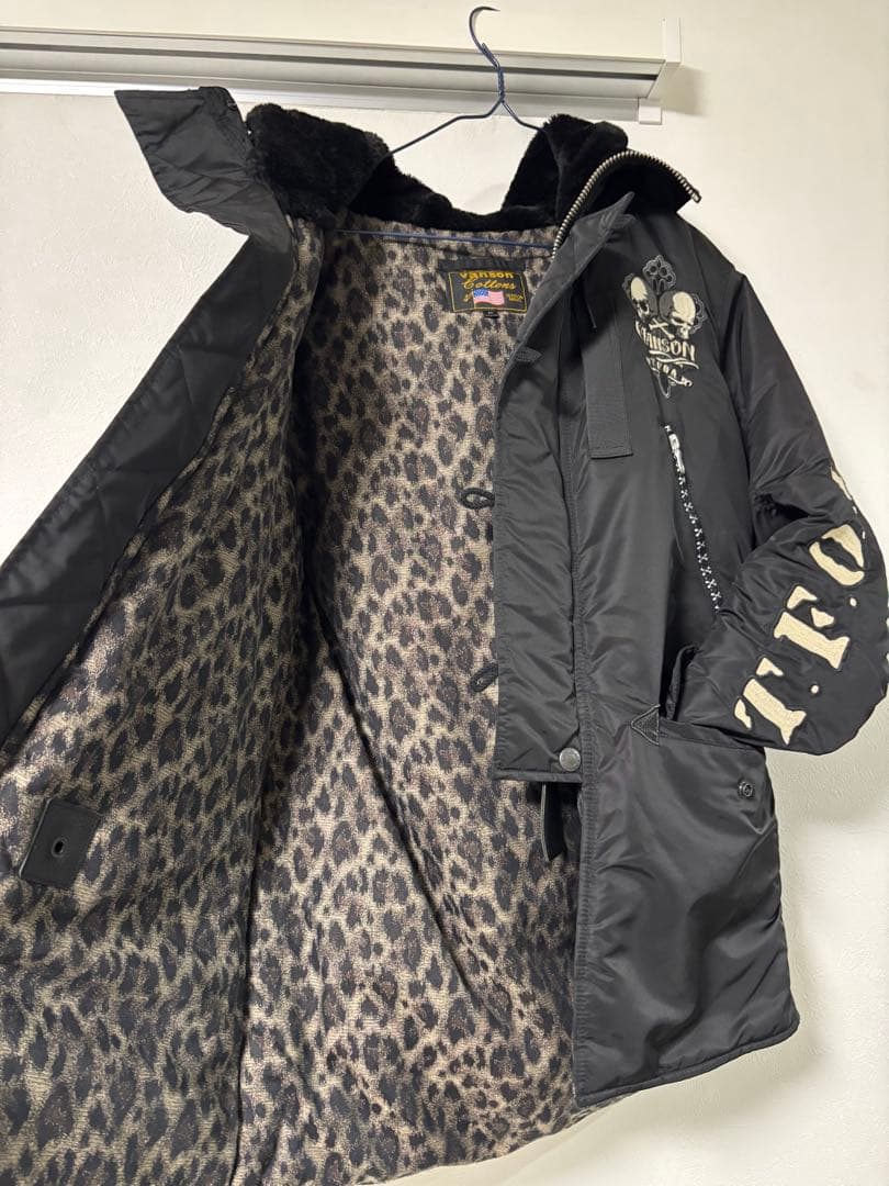VANSON スカルプリント フード付きジャケット