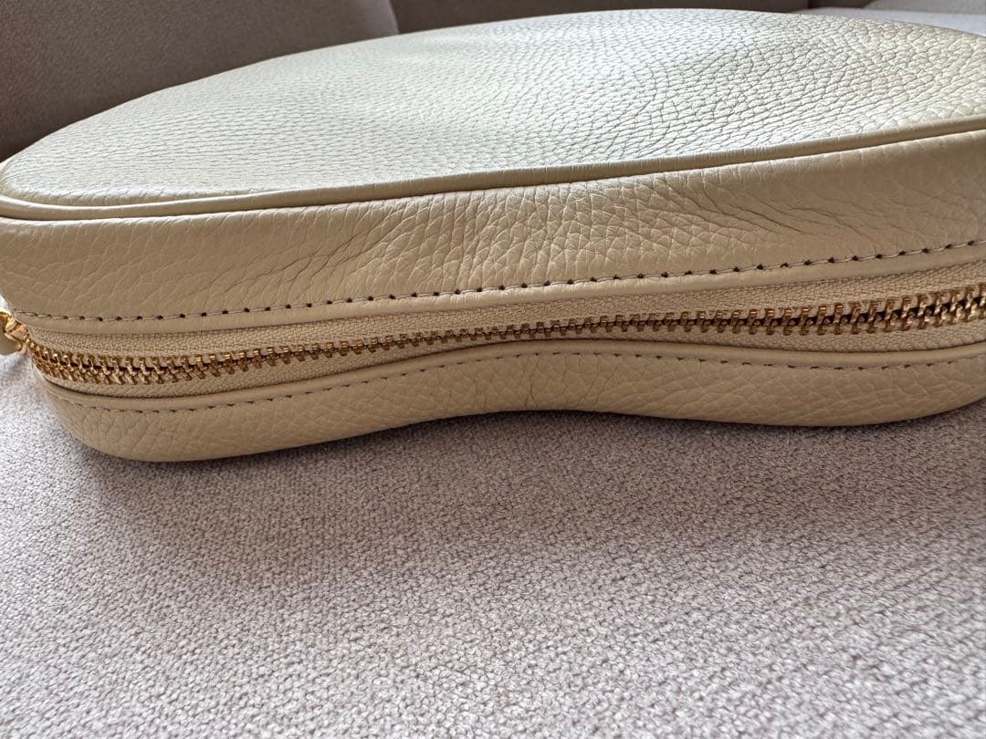 ch!iiibag レザーハートショルダー オフホワイト　チーバッグ