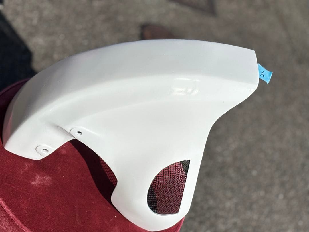 GW割引5月6日迄 zrx400 エアロシャーク(一体型)白ゲルA