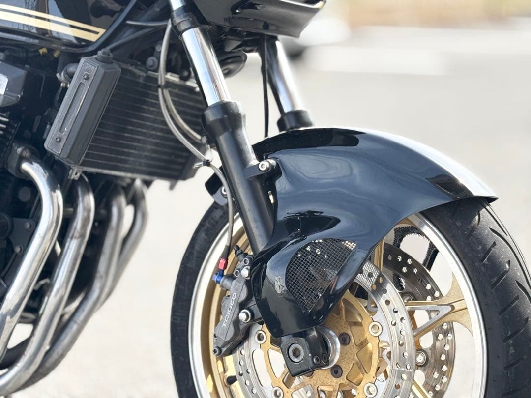 GW割引5月6日迄 zrx400 エアロシャーク(一体型)白ゲルA