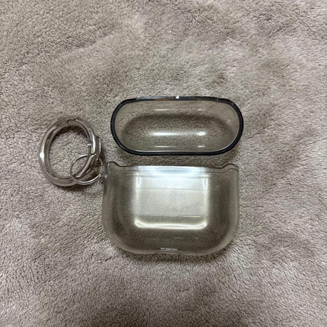 【正規品】　AirPods 4 アクティブノイズキャンセリング搭載　保証付き