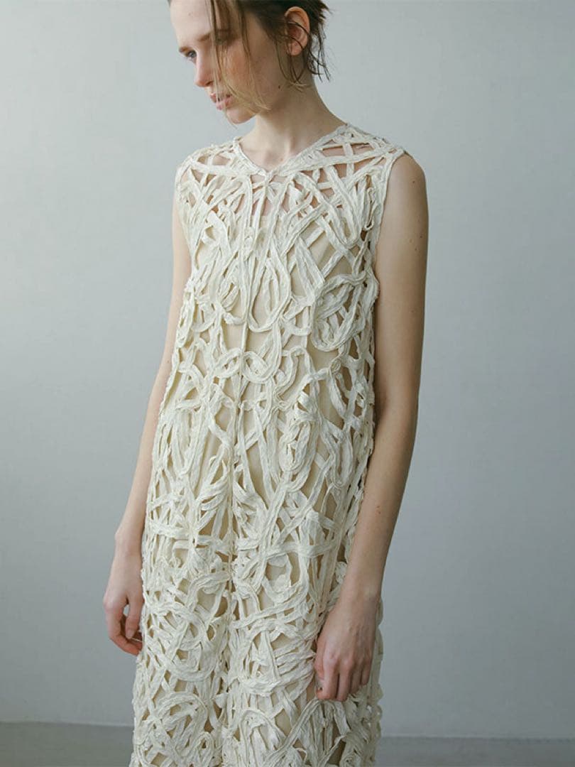 ETRE TOKYO ブレードパターンノースリーブオールインワン オフホワイトS