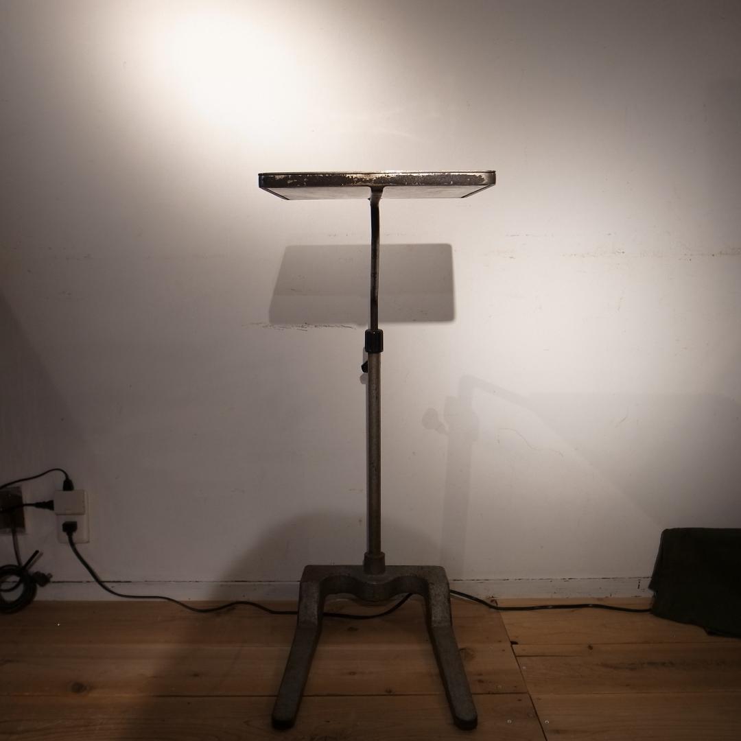 Ibuki 　古道具　ヴィンテージ　医療台