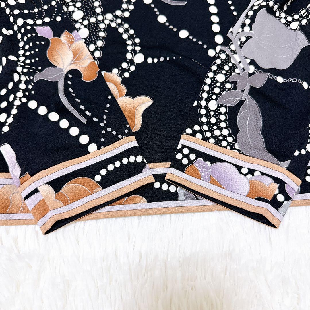 [美品] レオナール　高級✨カンカン　カットソー　花柄　チェーン　ブラック　40