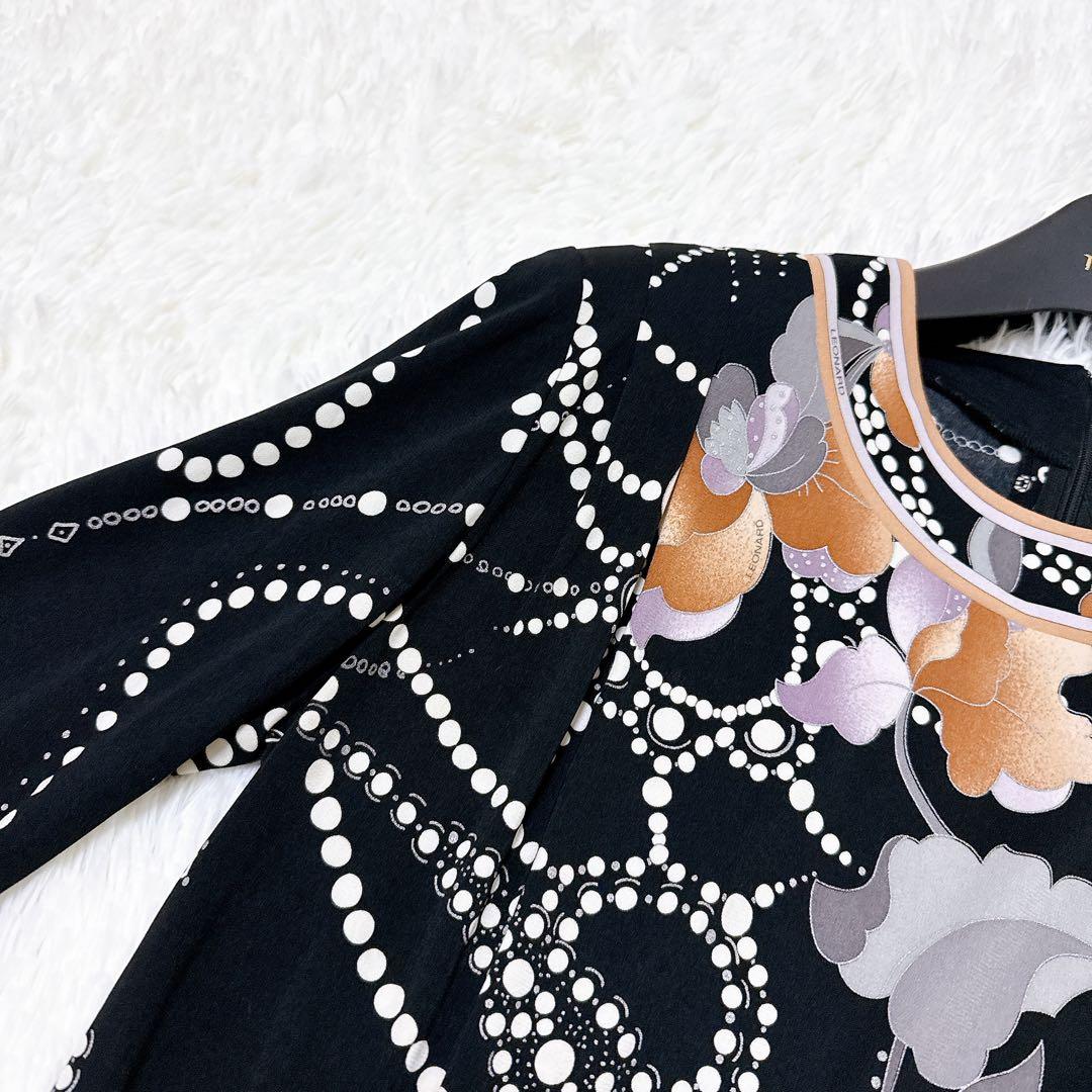 [美品] レオナール　高級✨カンカン　カットソー　花柄　チェーン　ブラック　40