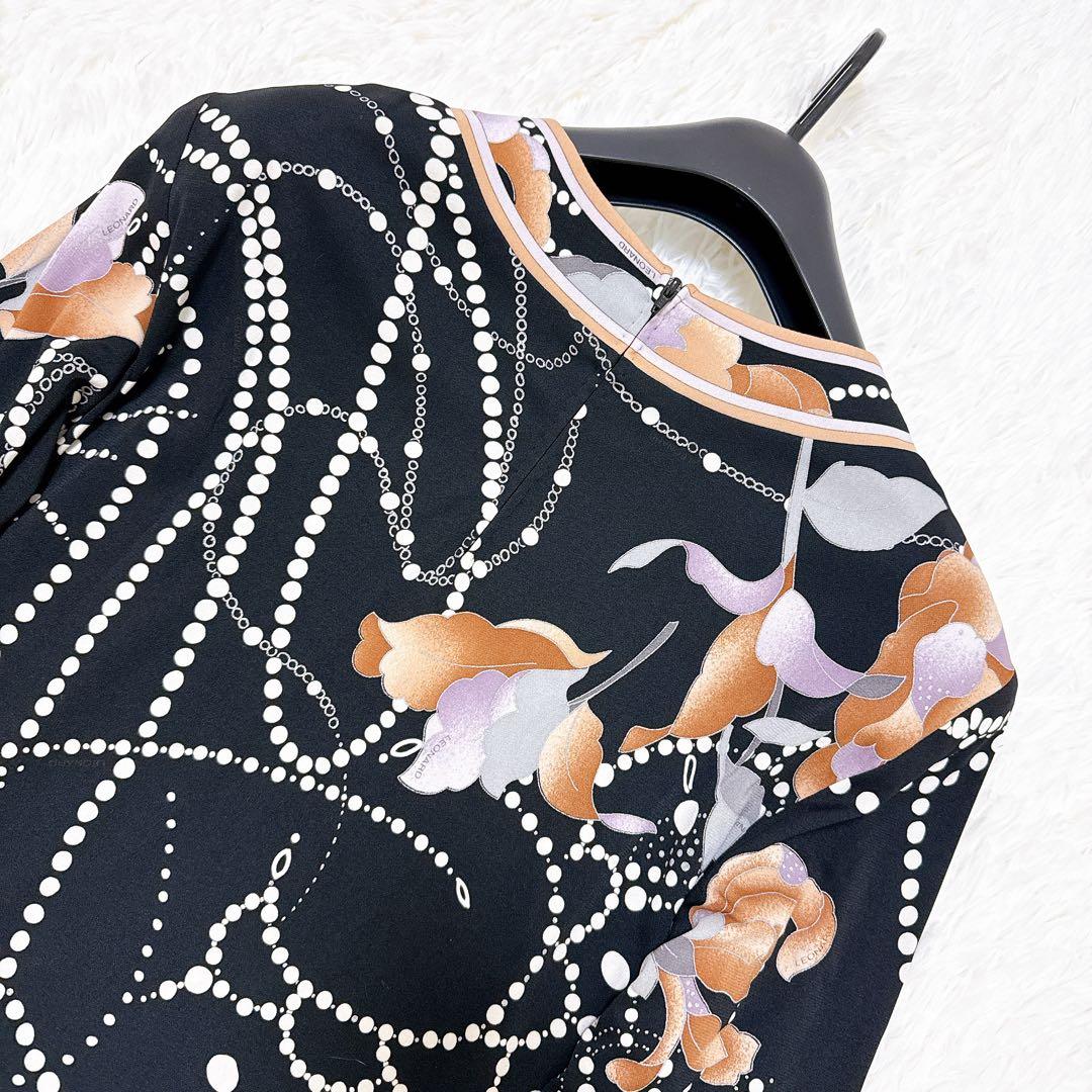 [美品] レオナール　高級✨カンカン　カットソー　花柄　チェーン　ブラック　40