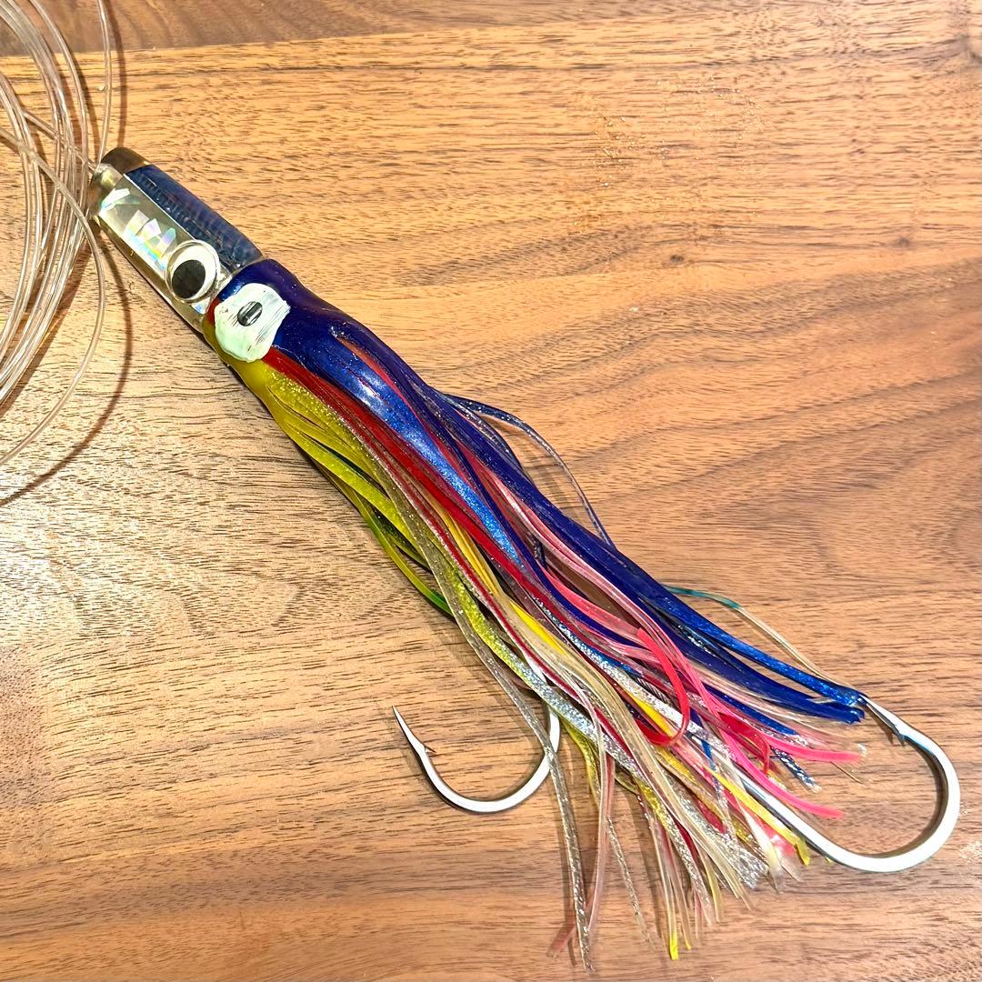 カジキ トローリング フェニックスルアー ８号サイズ ダブルフックリギング済み①