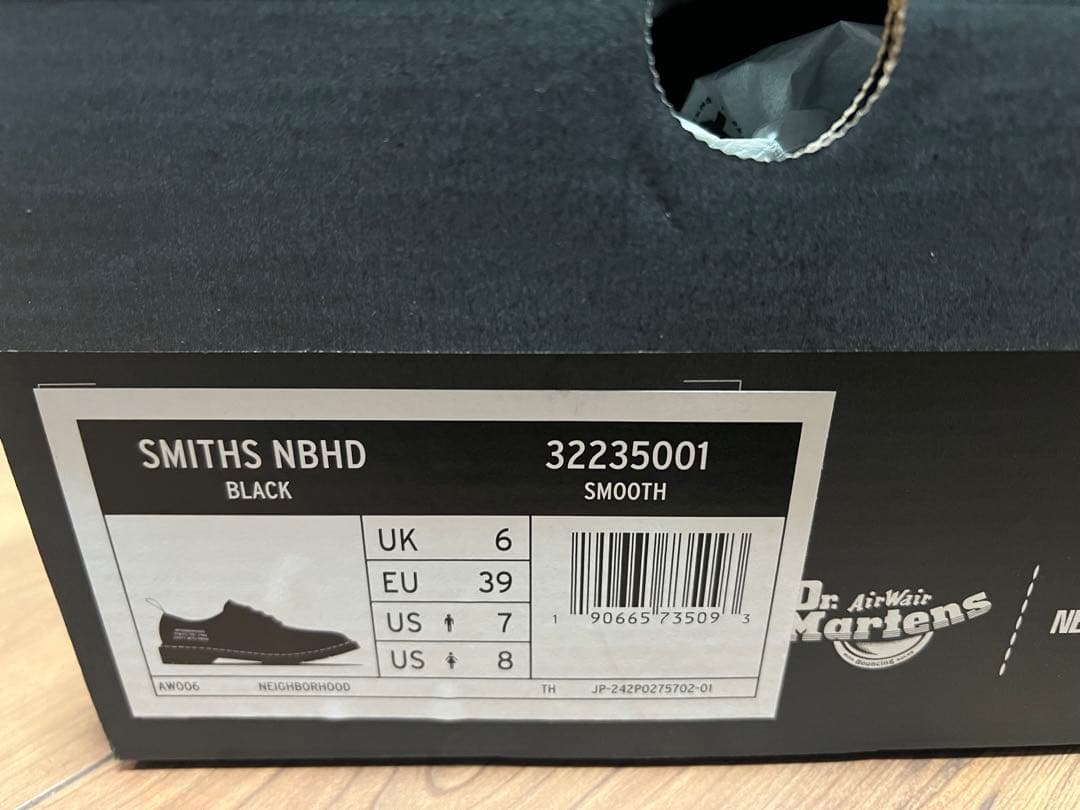 NEIGHBORHOOD × DR. MARTENS