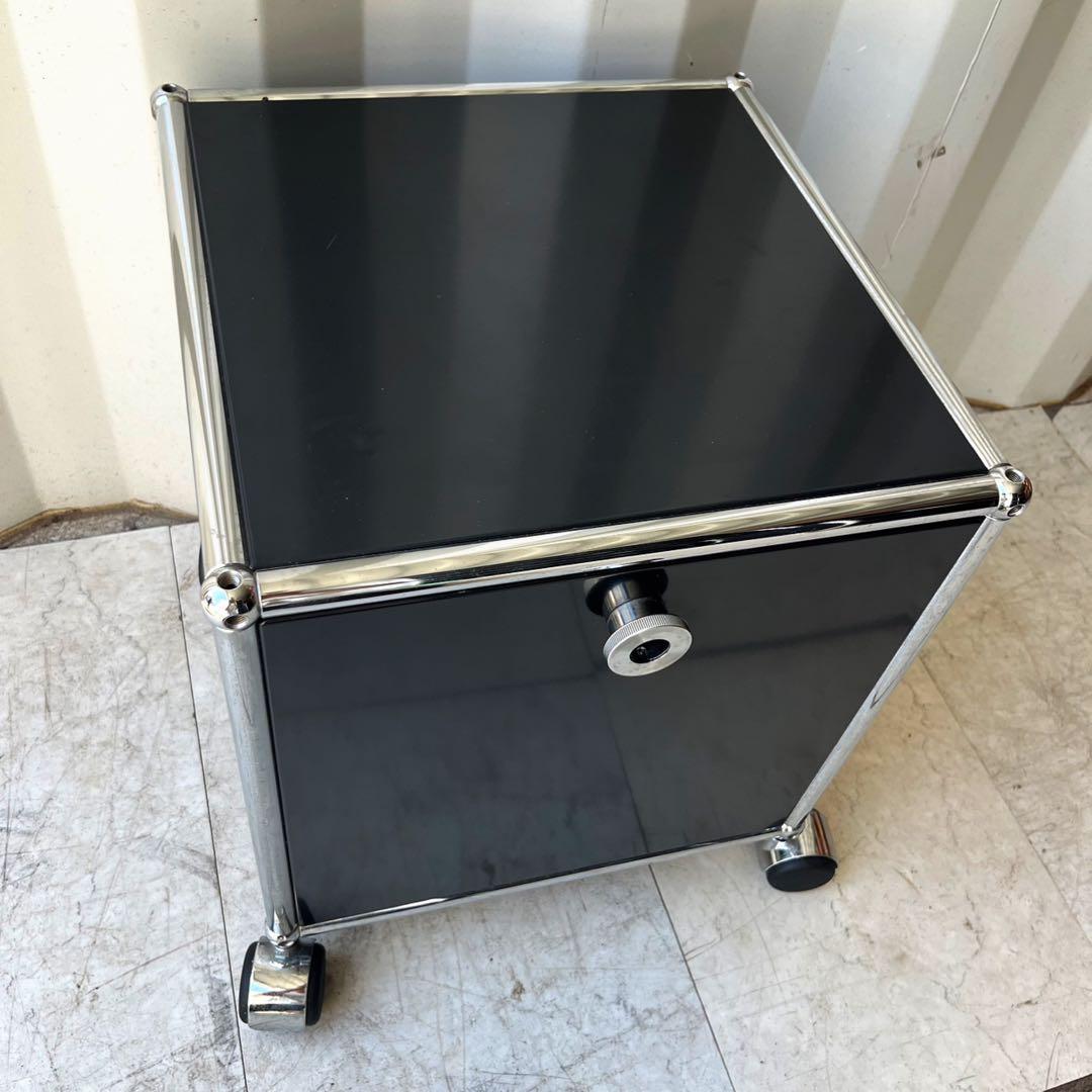 取付無料！USMハラー 1列1段 ブラックモダンワゴン 小さめキャビネット✨