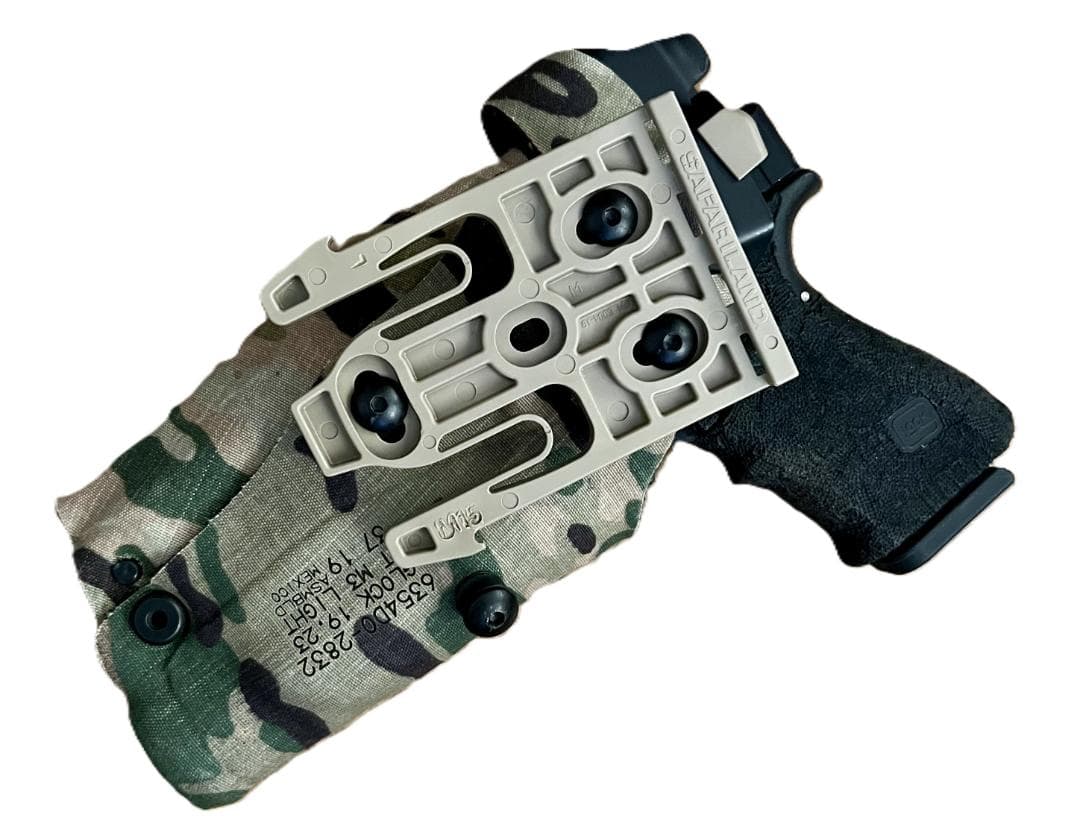 ト*ー様 サファリランド G19+ライト用6354DOホルスター/QLS19付フ