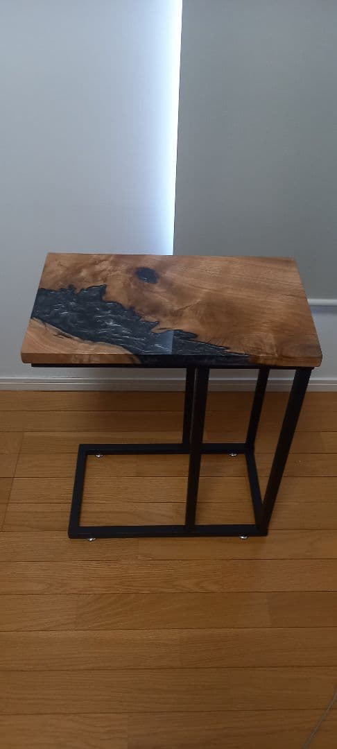 リバーテーブル　レジンテーブル　サイドテーブル