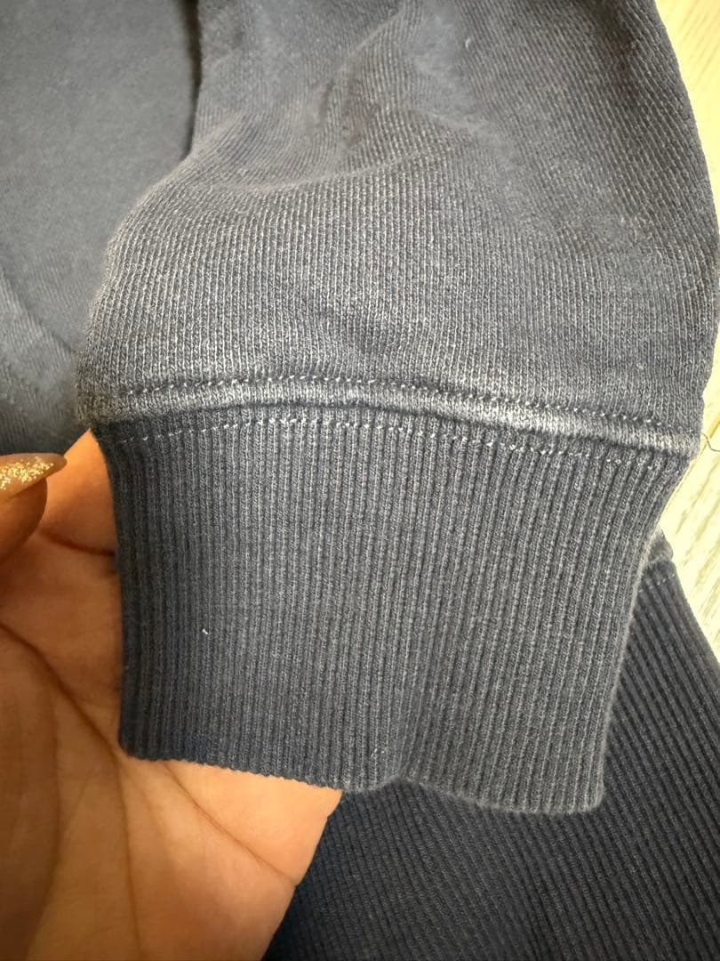 ネイビー♡パーカー♡フードロゴ