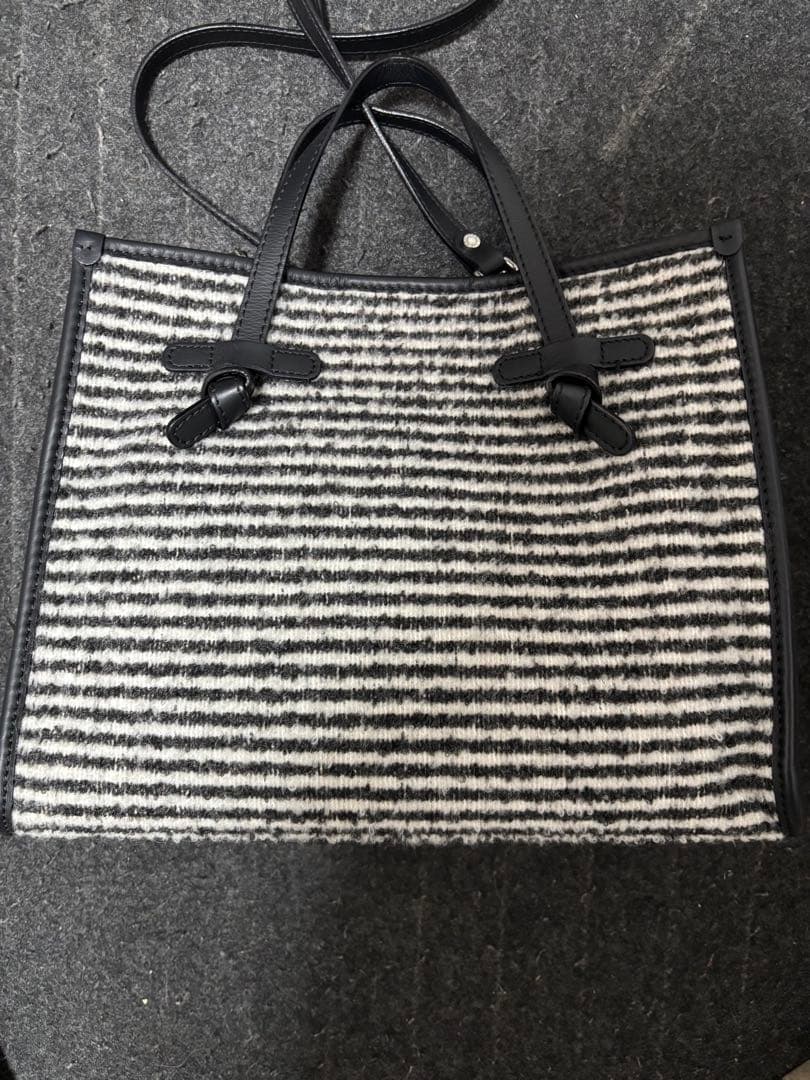 Gianni chiarini トートバッグ