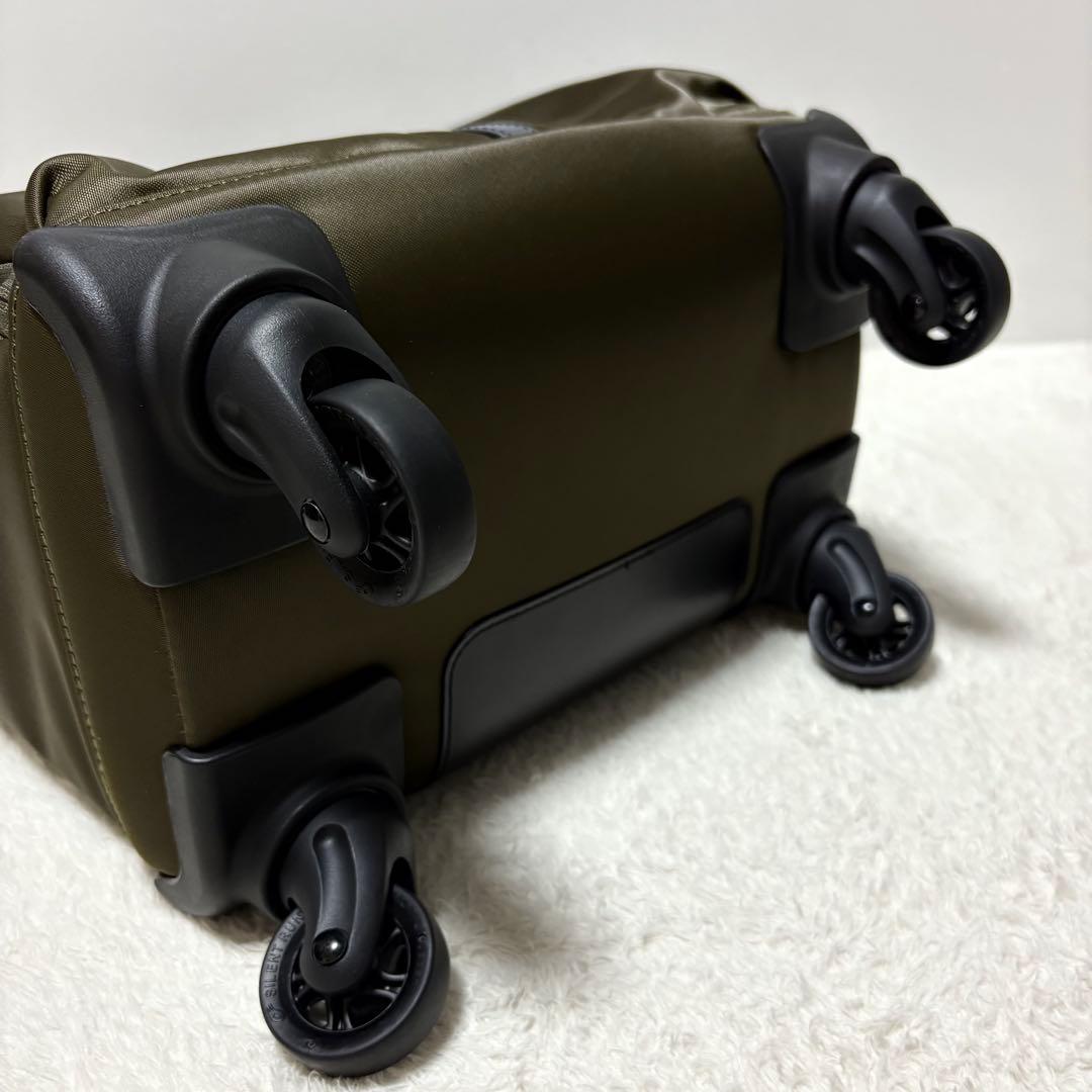 未使用級　エースACE プログレ　キャリーケース　レディース　軽量　機内持ち込み