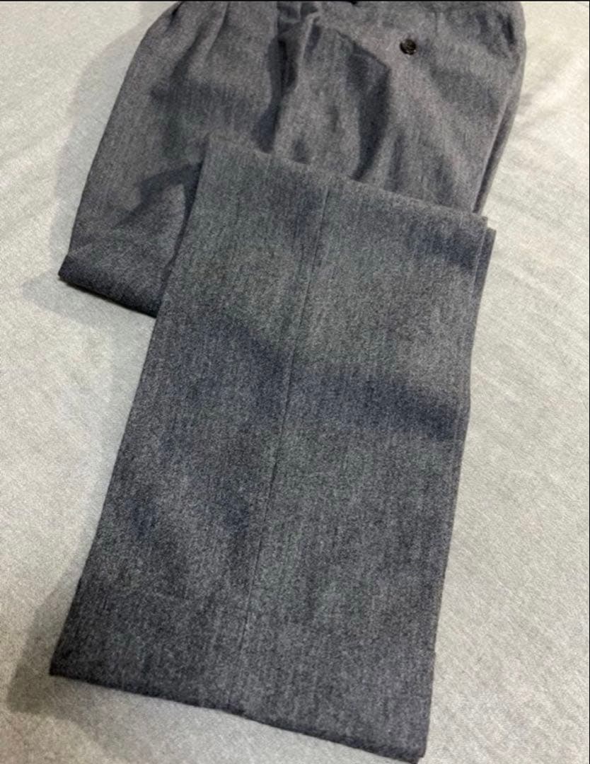 ◉ビームスエフ別注　ジェルマーノ　サイドアジャスター付2アウトプリーツスラックス