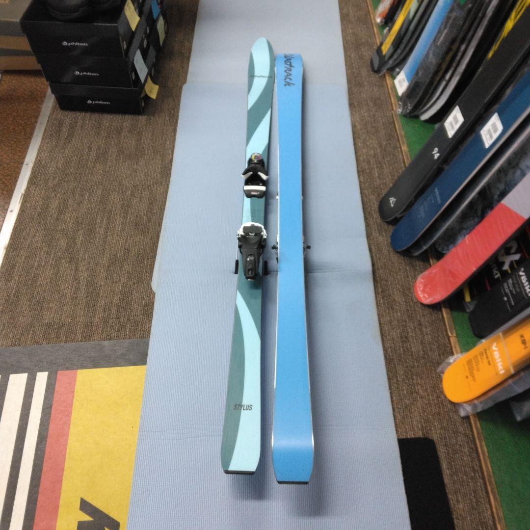 Blastrack STYLUS 167cm、LOOK P12付き、新品・未使用
