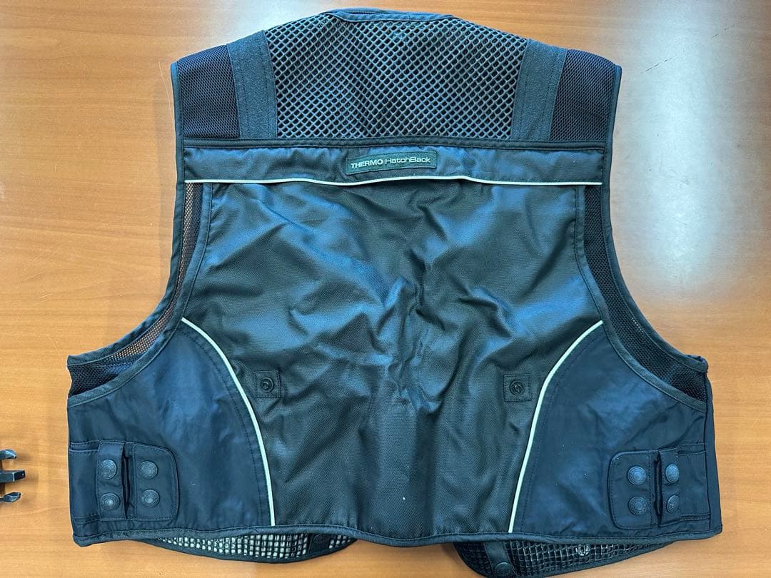 値下げ　プロバイザー　PROVISOR フィッシング　鮎ベスト 渓流ベスト　黒