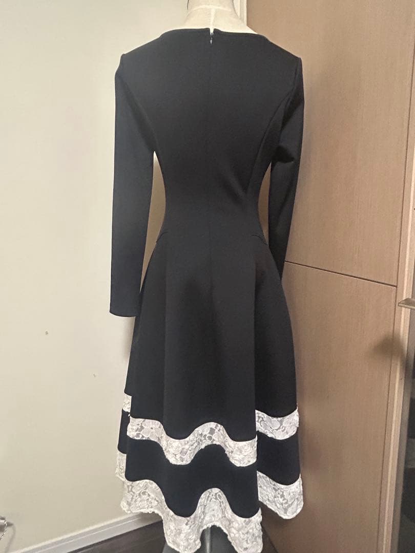 ジェンヌ JENNE レース切り替えカットソーワンピース　Sサイズ 極美品