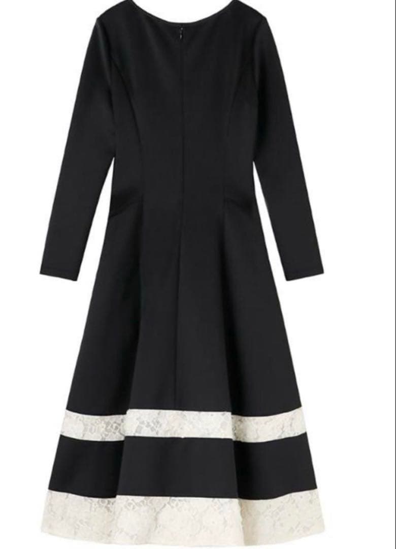 ジェンヌ JENNE レース切り替えカットソーワンピース　Sサイズ 極美品