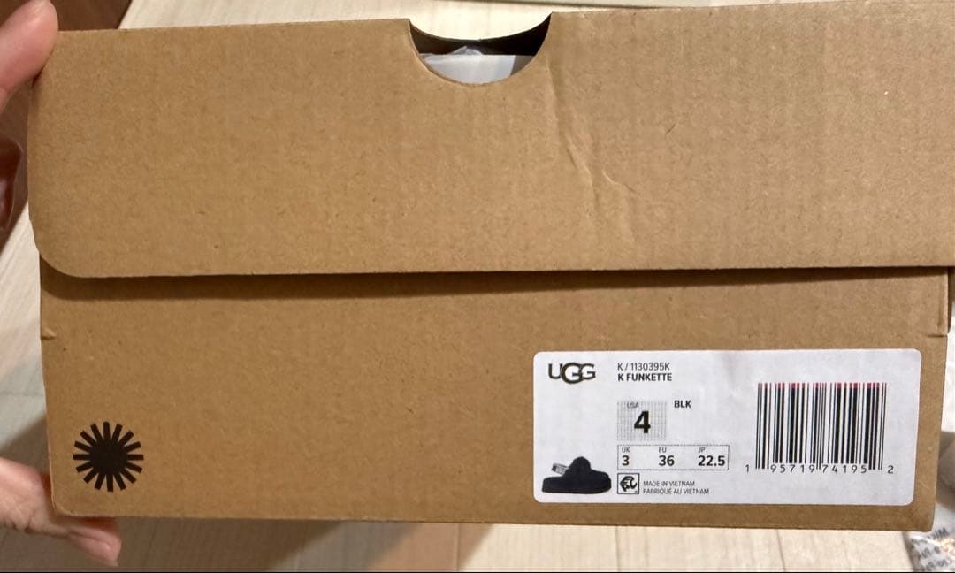 UGG Australia 22.5㎝　ムートン　スリッパ　ファンケット