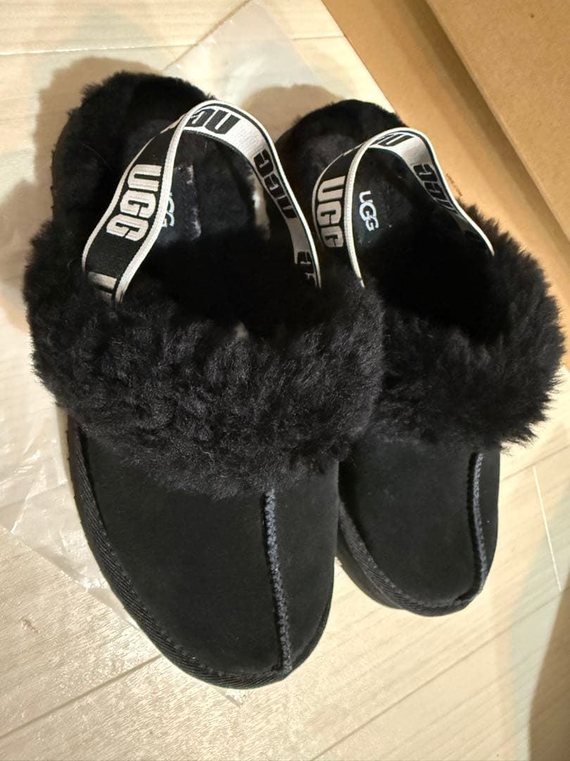 UGG Australia 22.5㎝　ムートン　スリッパ　ファンケット