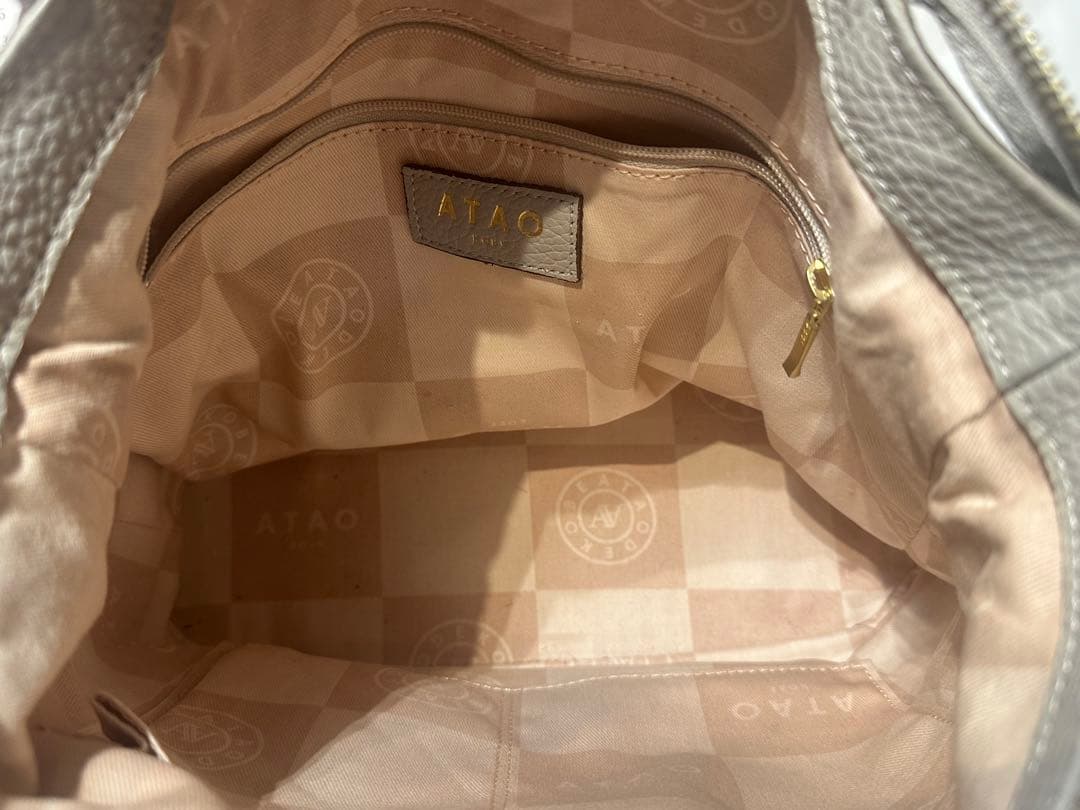 アタオ　グレー レザー トートバッグ