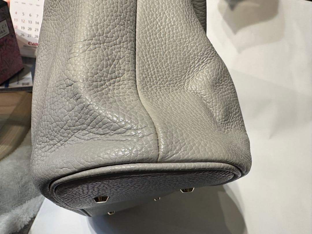 アタオ　グレー レザー トートバッグ