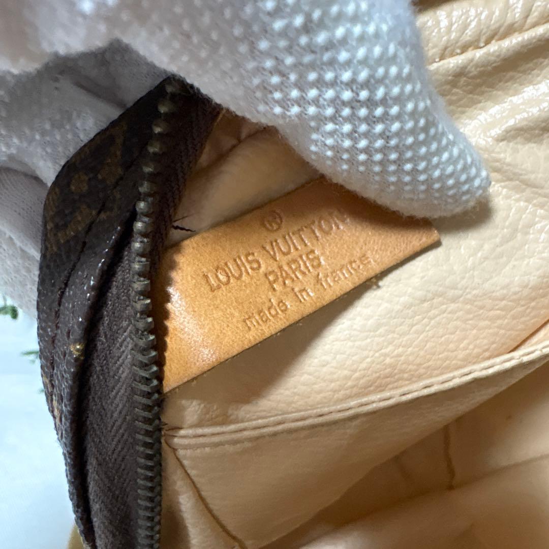 美品 LOUIS VUITTON ルイヴィトン トゥルーストワレット23