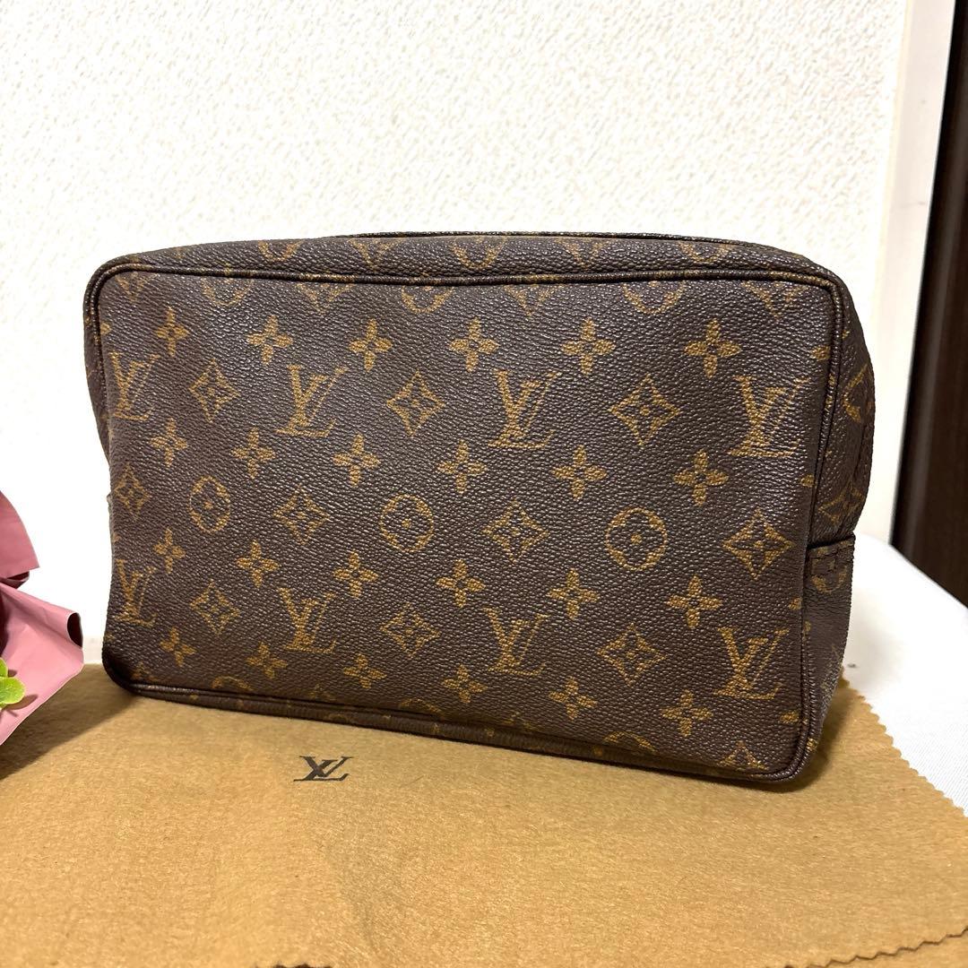 美品 LOUIS VUITTON ルイヴィトン トゥルーストワレット23