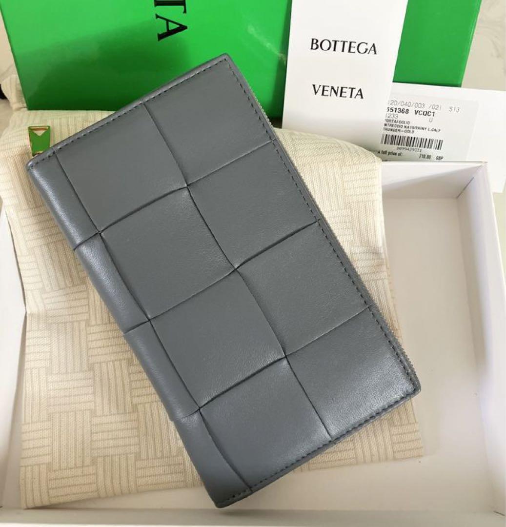 Bottega Veneta 長財布 カセット ジップアラウンド ウォレット