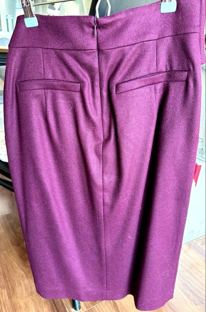 ピンキー&ダイアン　メタルアクセントスカー ト