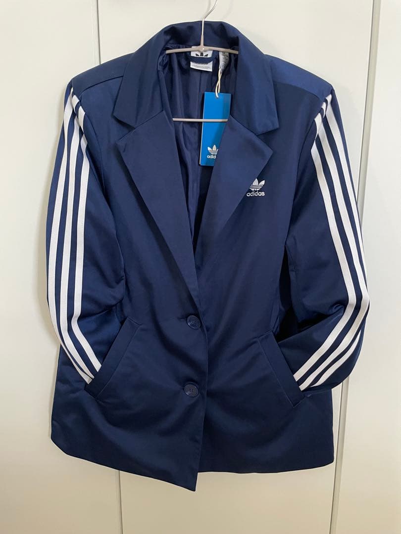 adidas Originalsクラシックス スリーストライプスブレザー未使用品