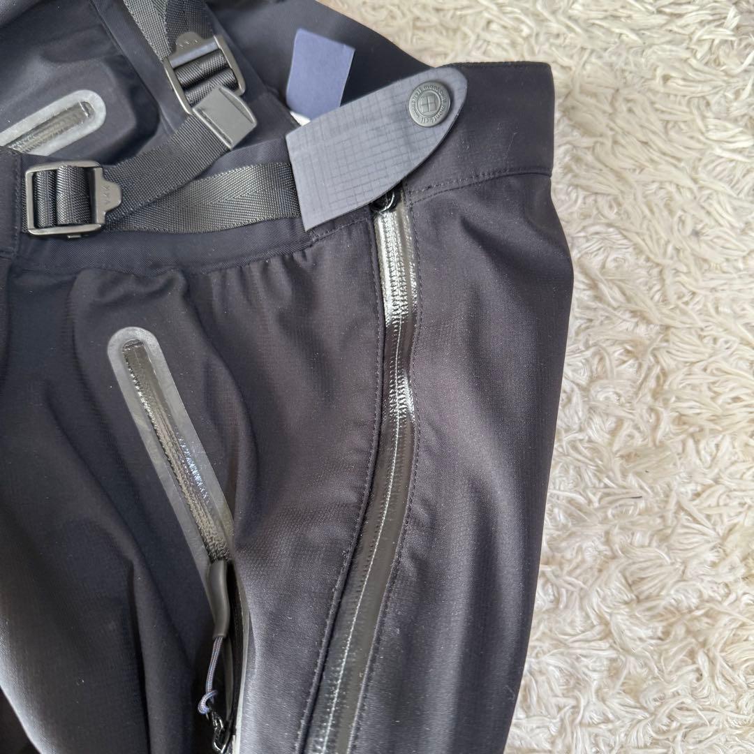 モンベル　ゴアテックス　サイズL アルパインサーマシェル パンツ