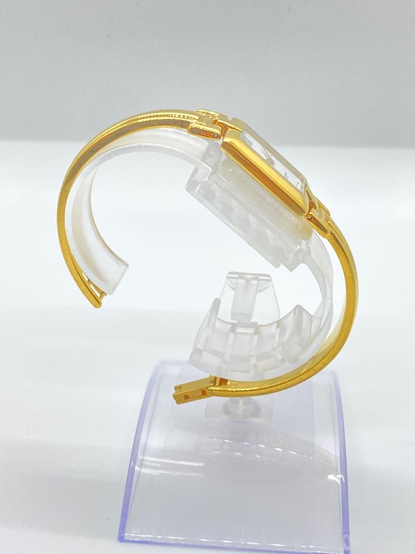 【新品電池】GIVENCHY ジバンシー バングルウォッチ ゴールド レディース