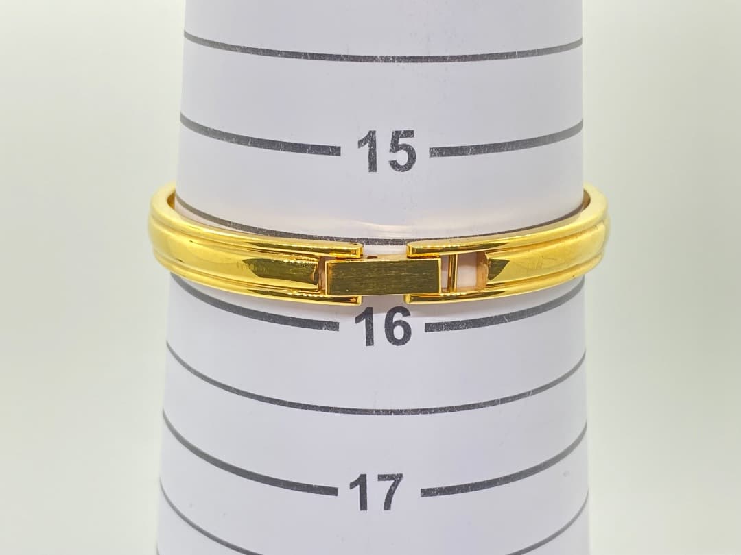 【新品電池】GIVENCHY ジバンシー バングルウォッチ ゴールド レディース