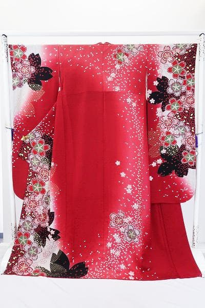 美品 振袖 赤 銀通し 桜花 金彩 身丈171cm お洒落 フォーマル 成人式