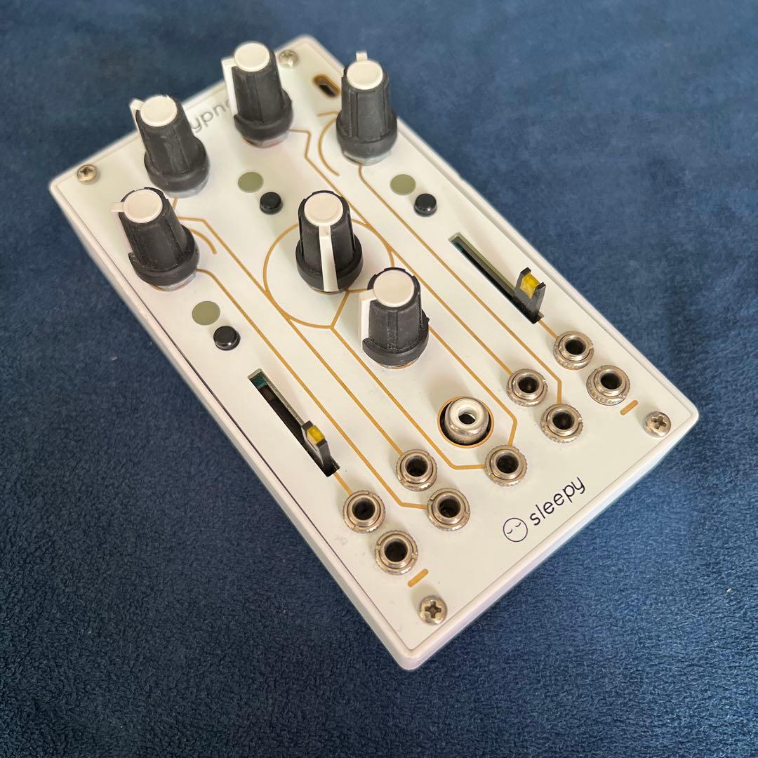 Hypno Sleepy Circuits (ビデオシンセ)