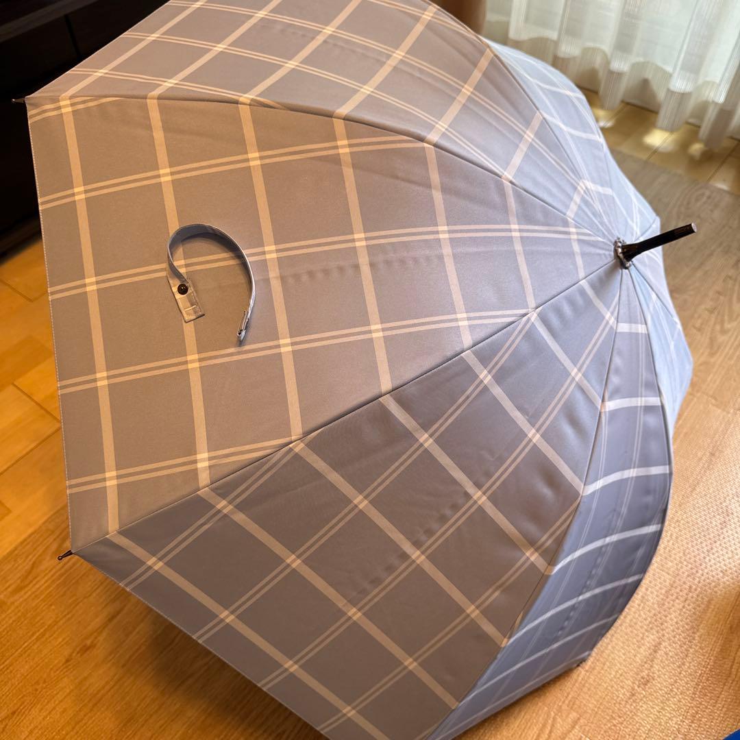 サンバリア100 晴雨兼用グレーとホワイトのチェック傘
