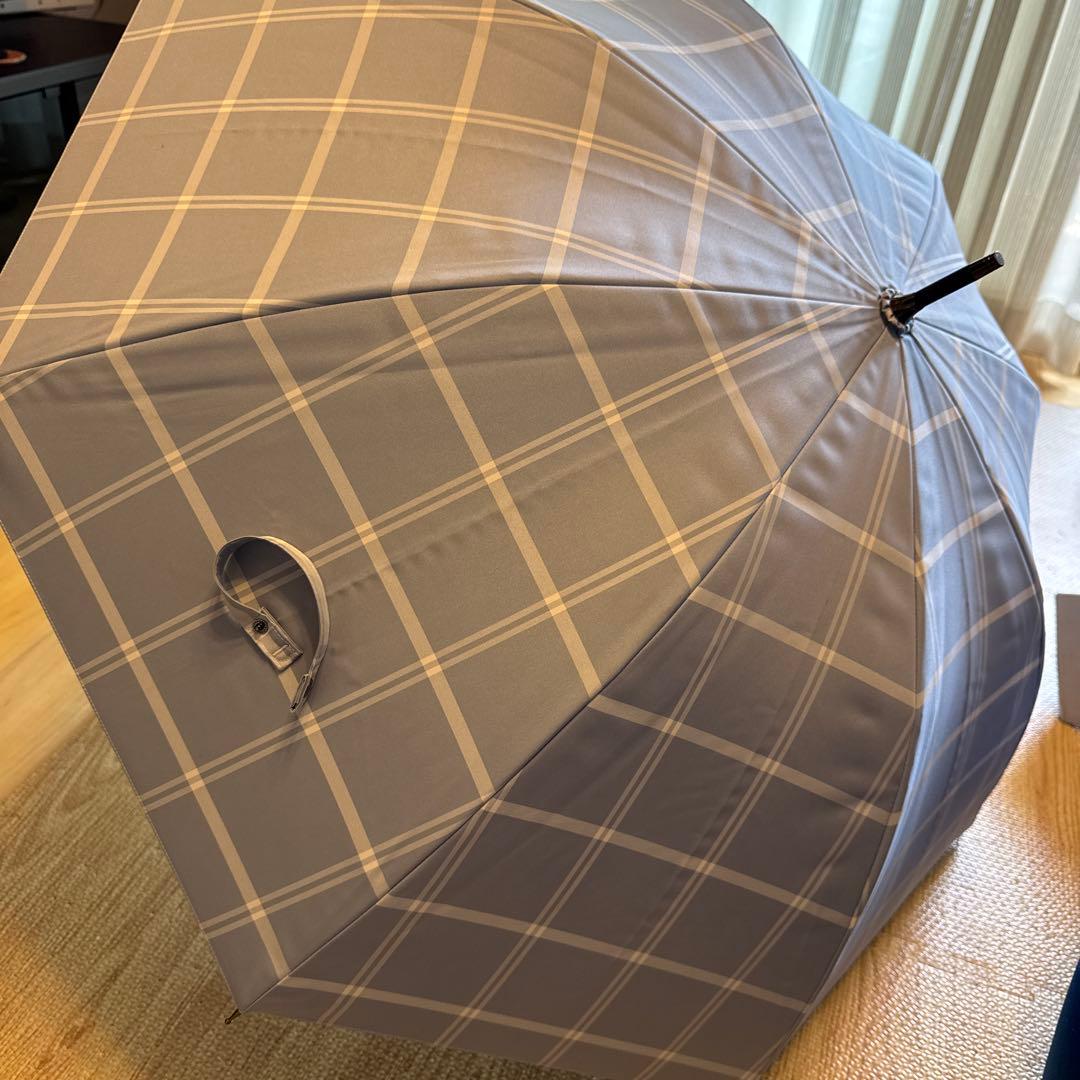 サンバリア100 晴雨兼用グレーとホワイトのチェック傘