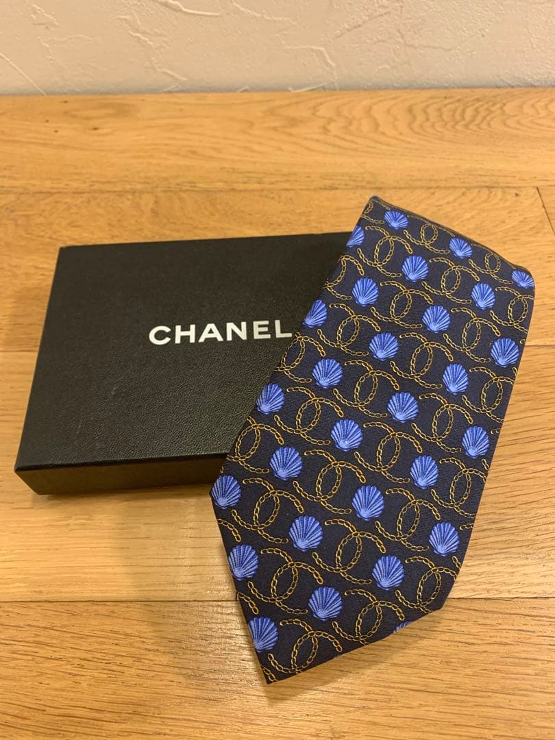 【試着のみ】CHANEL シルク ネクタイ ネイビー　イタリア製