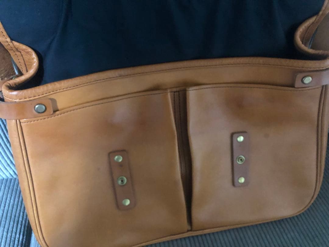 専用　SLOW レザーショルダーバッグ