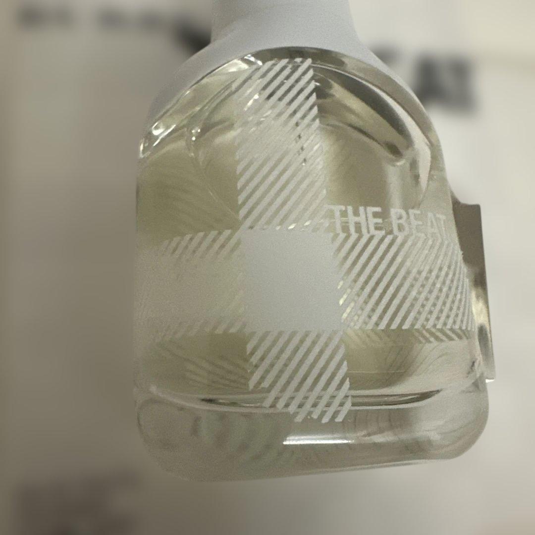 廃盤 レア商品 新品Burberry THE BEAT 30mL