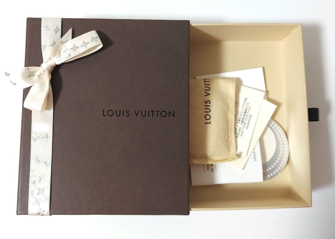 本物 新品 Louis Vuitton マネークリップ パンスアビエ ヌメ革