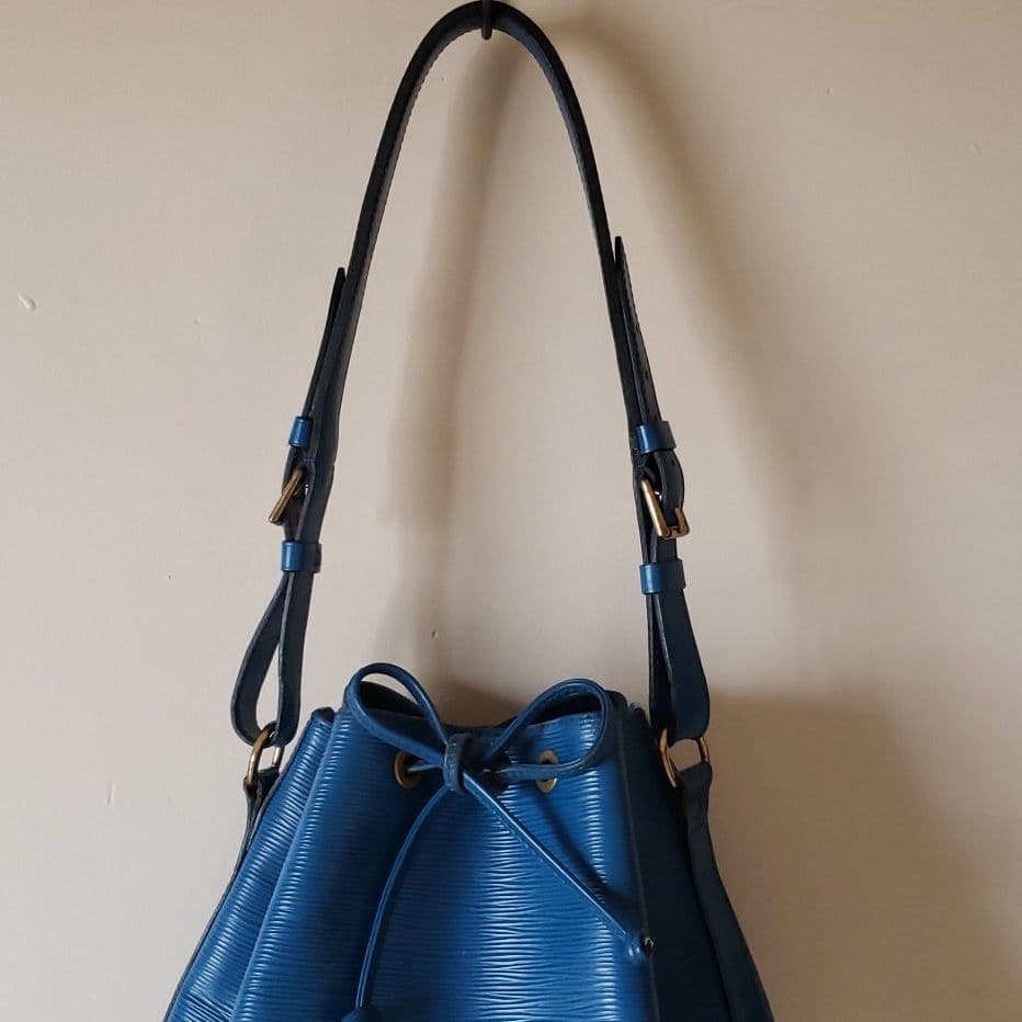 ルイヴィトン　プチノエ