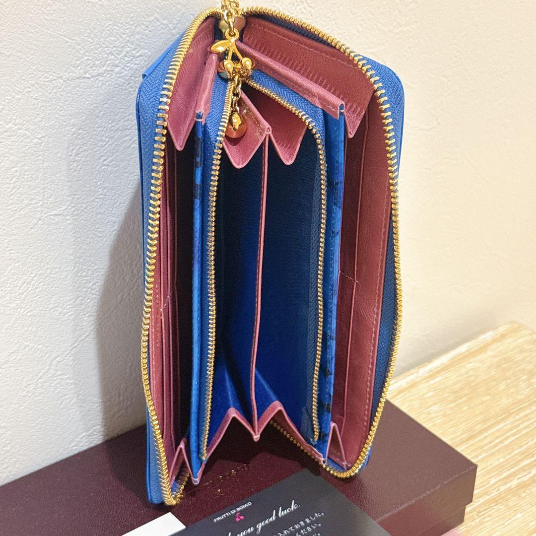 FRUTTI DI BOSCOラウンド長財布アリスブルーローズ