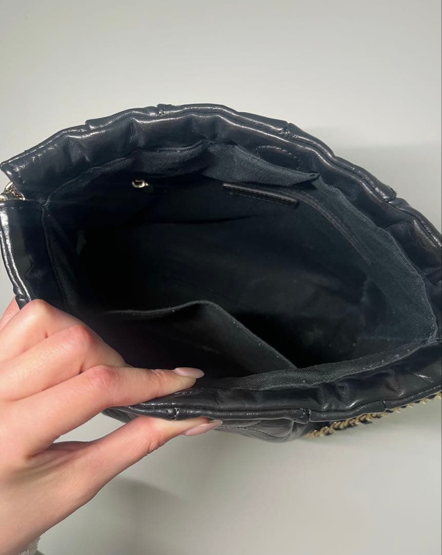 ドゥオ ブレードチェーンハンドルホーボーバッグ - ブラック