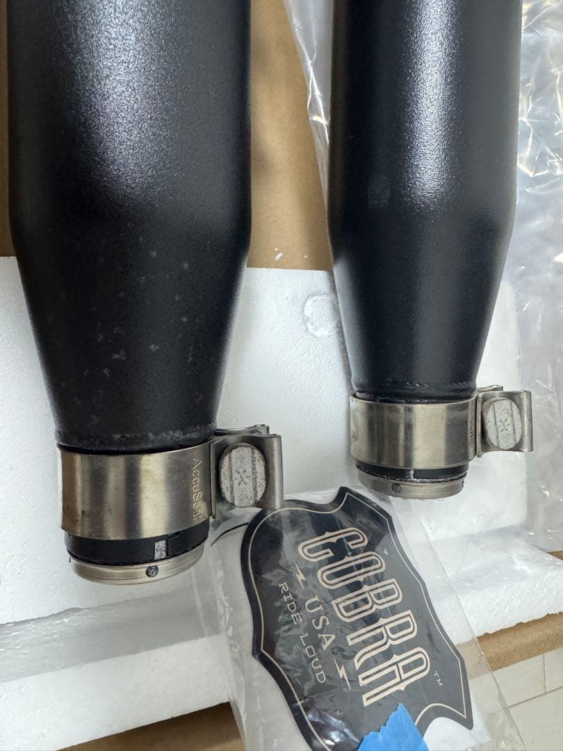 COBRA スリップオンマフラーM8ソフテイル