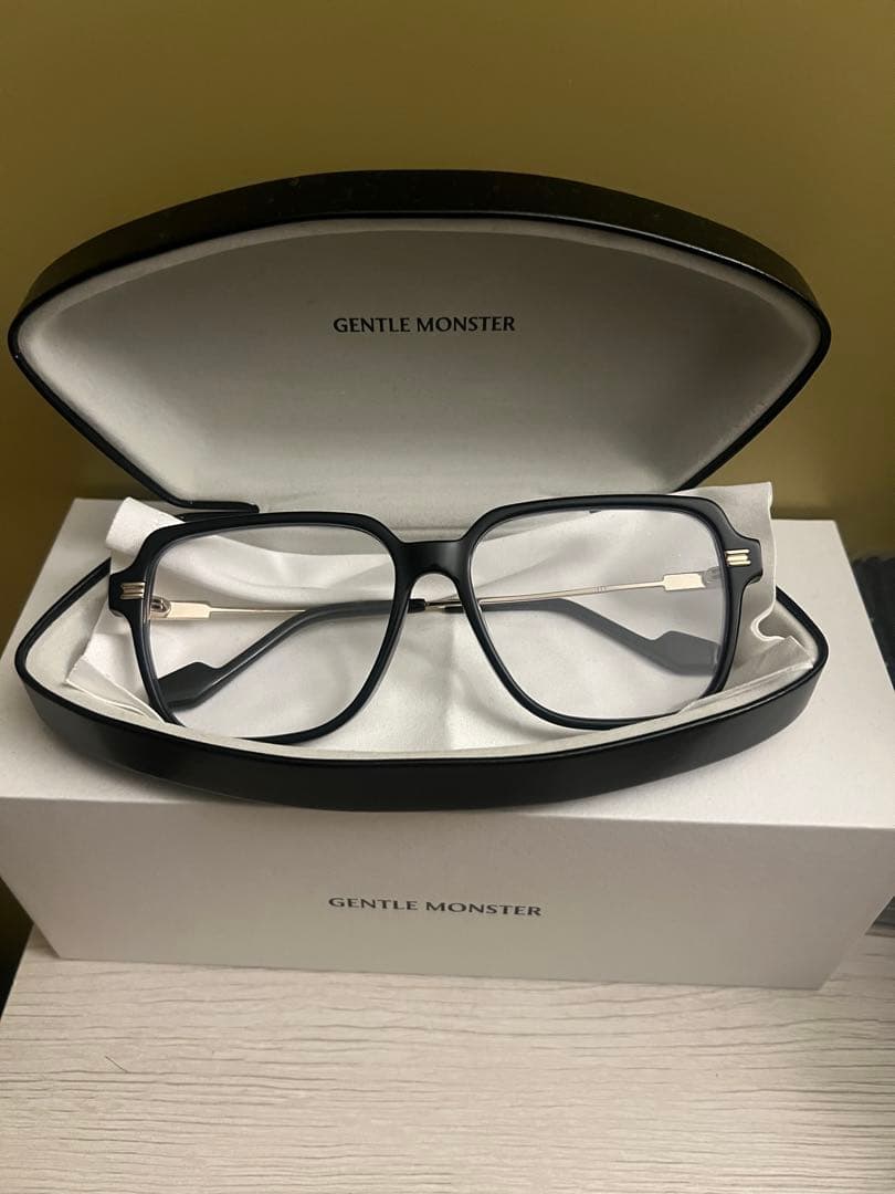 GENTLE MONSTER メガネ　サングラス　ジェントルモンスター