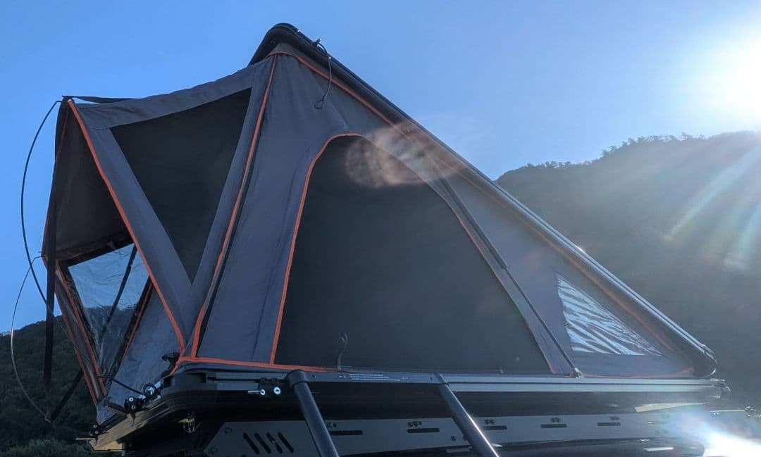 ルーフトップテント　younghunter