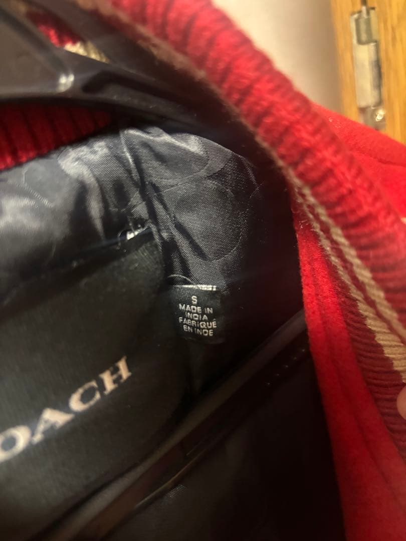 coach スタジャン　赤